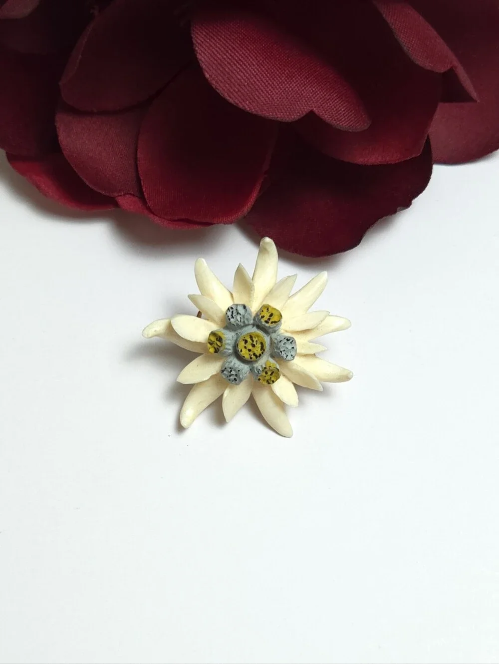 Vintage Edelweiss Carved Celluliod Flower Brooch Sweetheart Flower Brooch